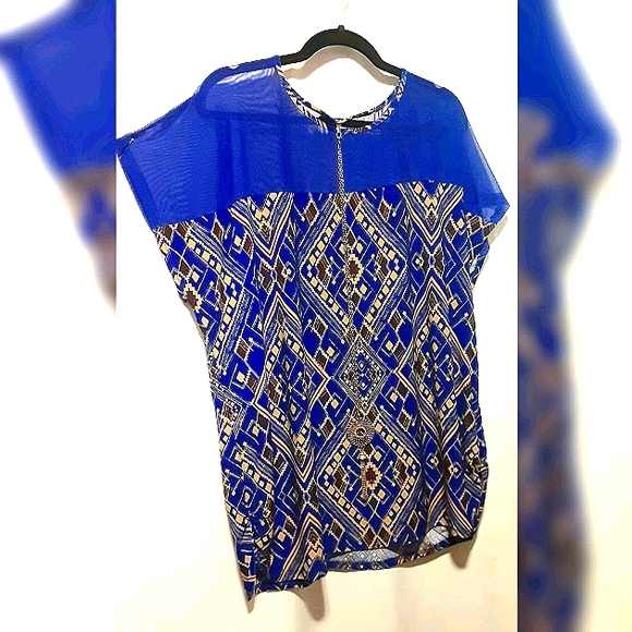 love J Tops - Sheer Yoke Geo Tunic Top - 4X